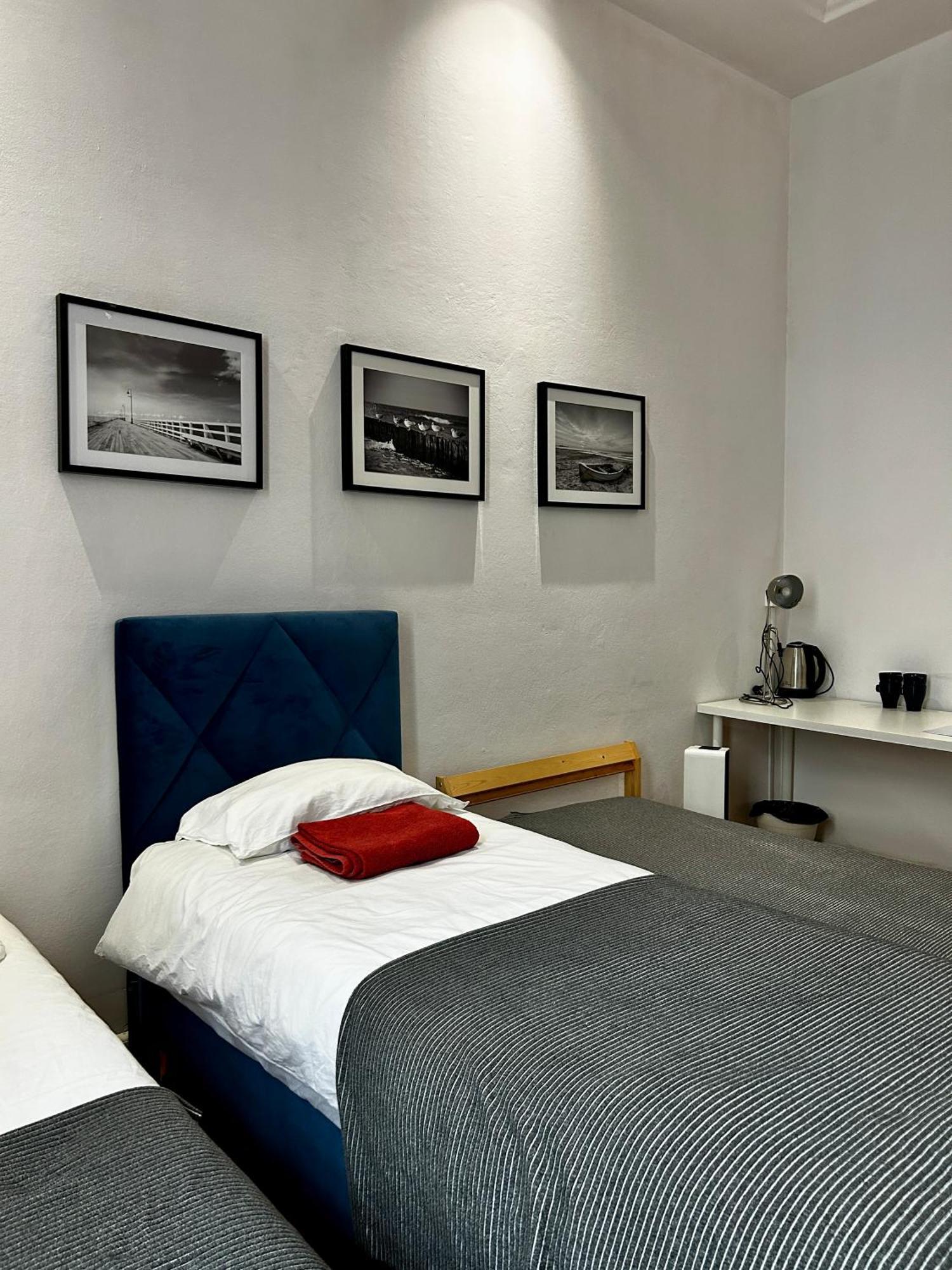 Harmony Aparthotel Krakow Bagian luar foto