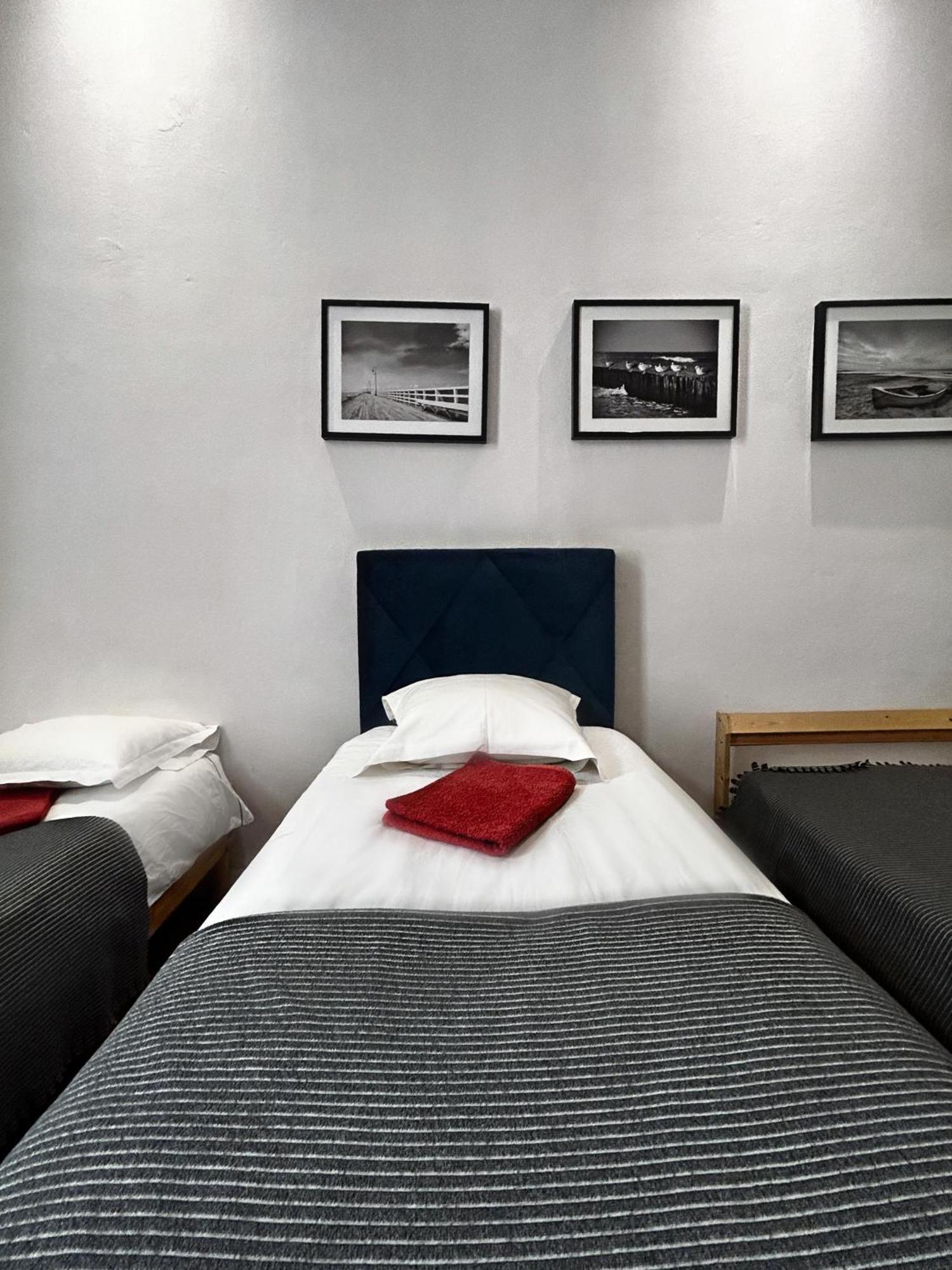 Harmony Aparthotel Krakow Bagian luar foto