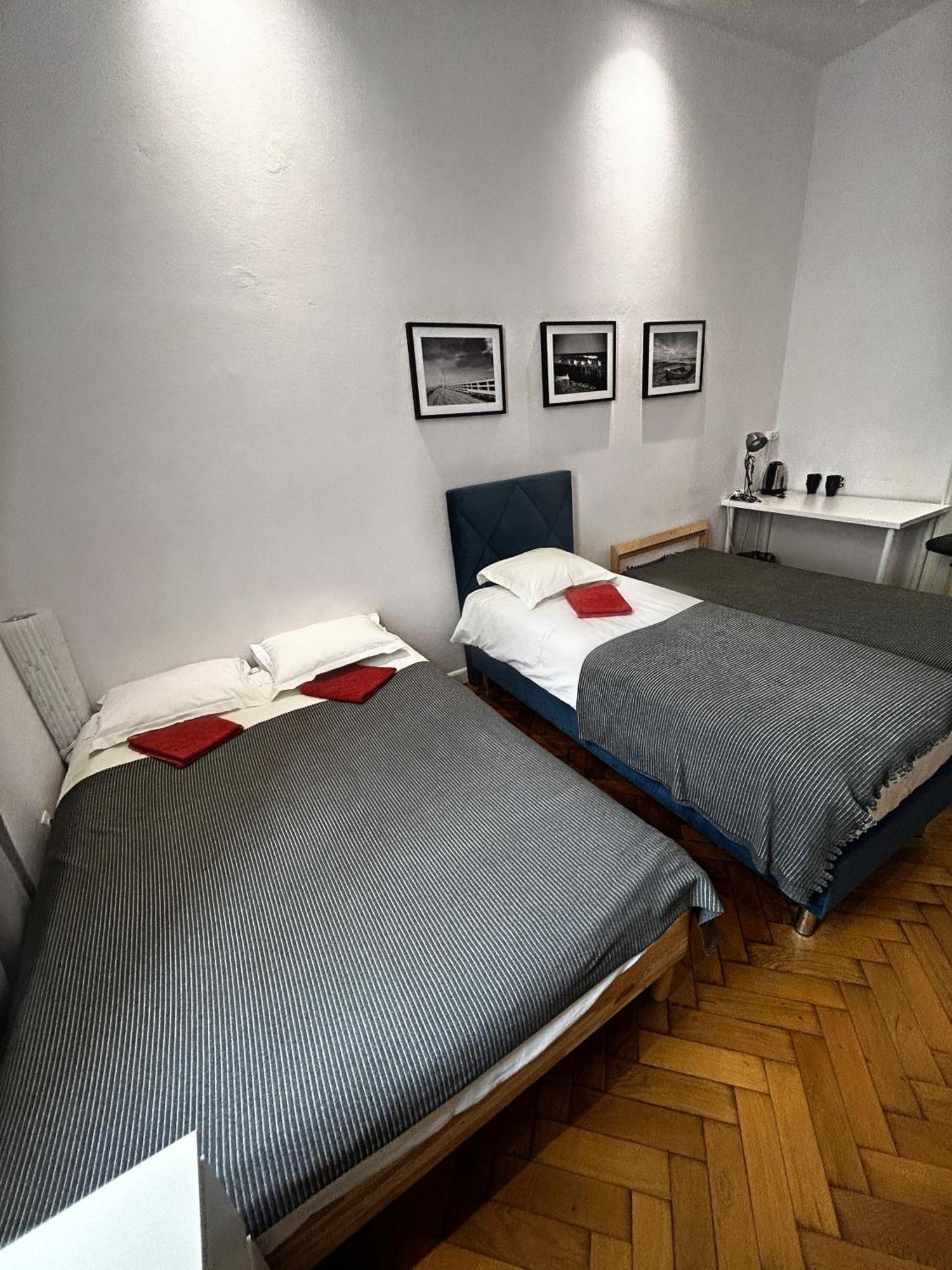Harmony Aparthotel Krakow Bagian luar foto